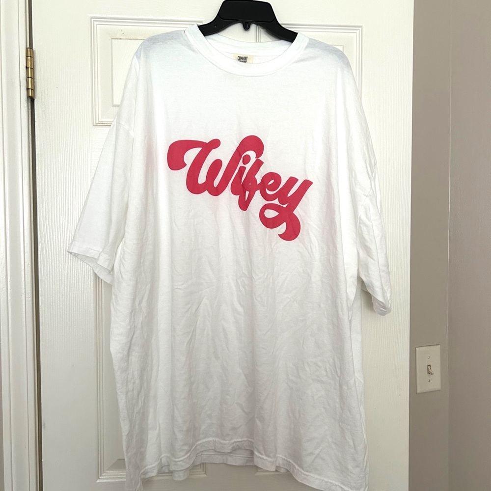 Oversized Wifey T-shirt